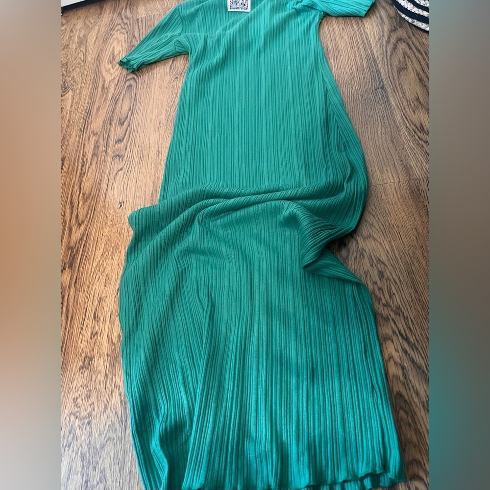 Bimba y Lola ribbed midi dress vibrant green xs fitted lightweight comfy beach - Picture 5 of 9